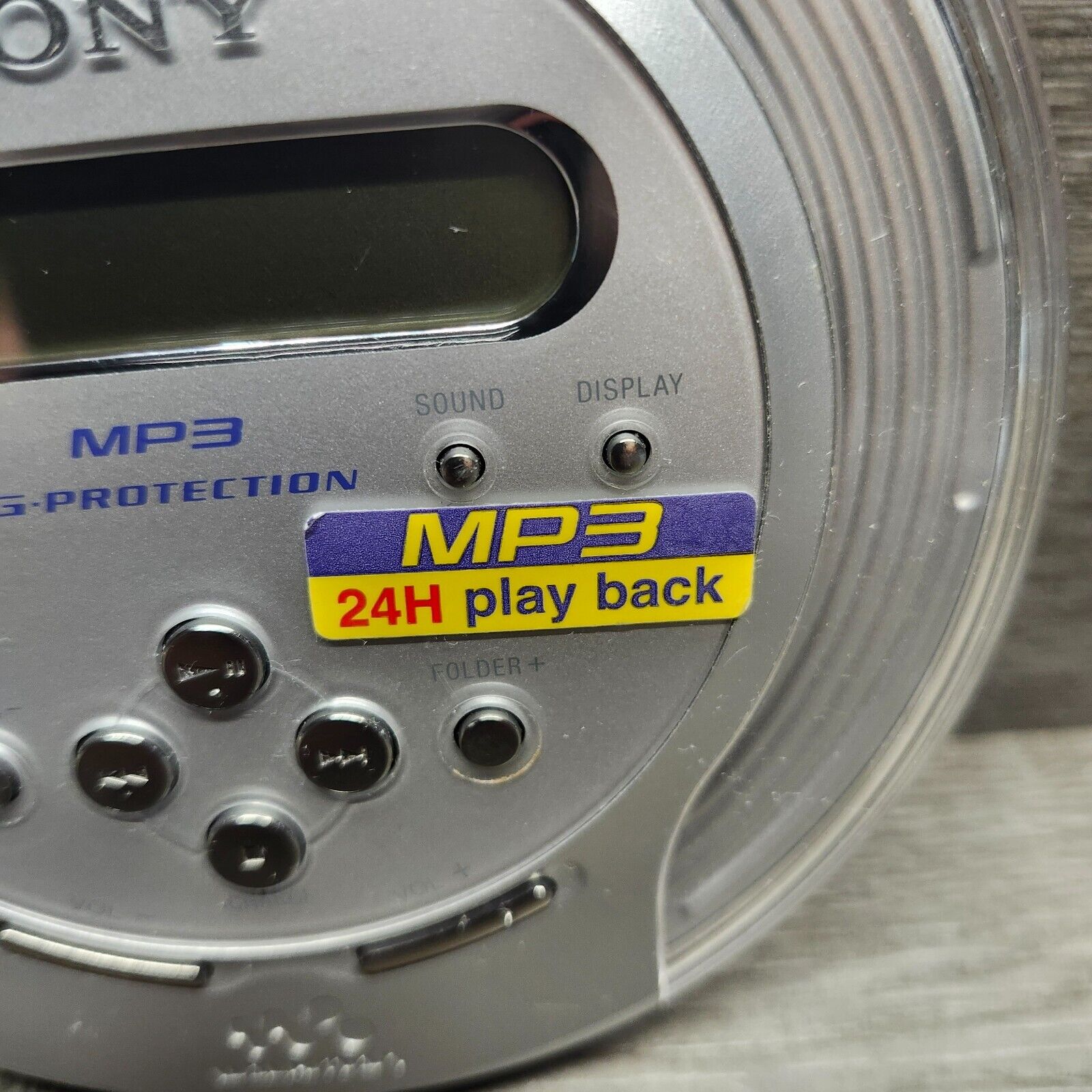 Amazon.com: Sony D-CJ01 CD Walkman with MP3 Playback